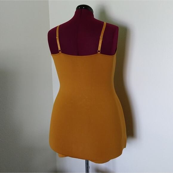 1X/2X Zenana Desert Mustard Triple Criss-Cross Cami adjustable straps plus sized - Picture 8 of 13